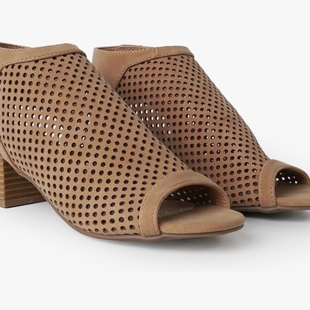 J Adams Maddie Booties Womens 6.5 Taupe Peep Toe Perforated Block Heel Sandal Bo